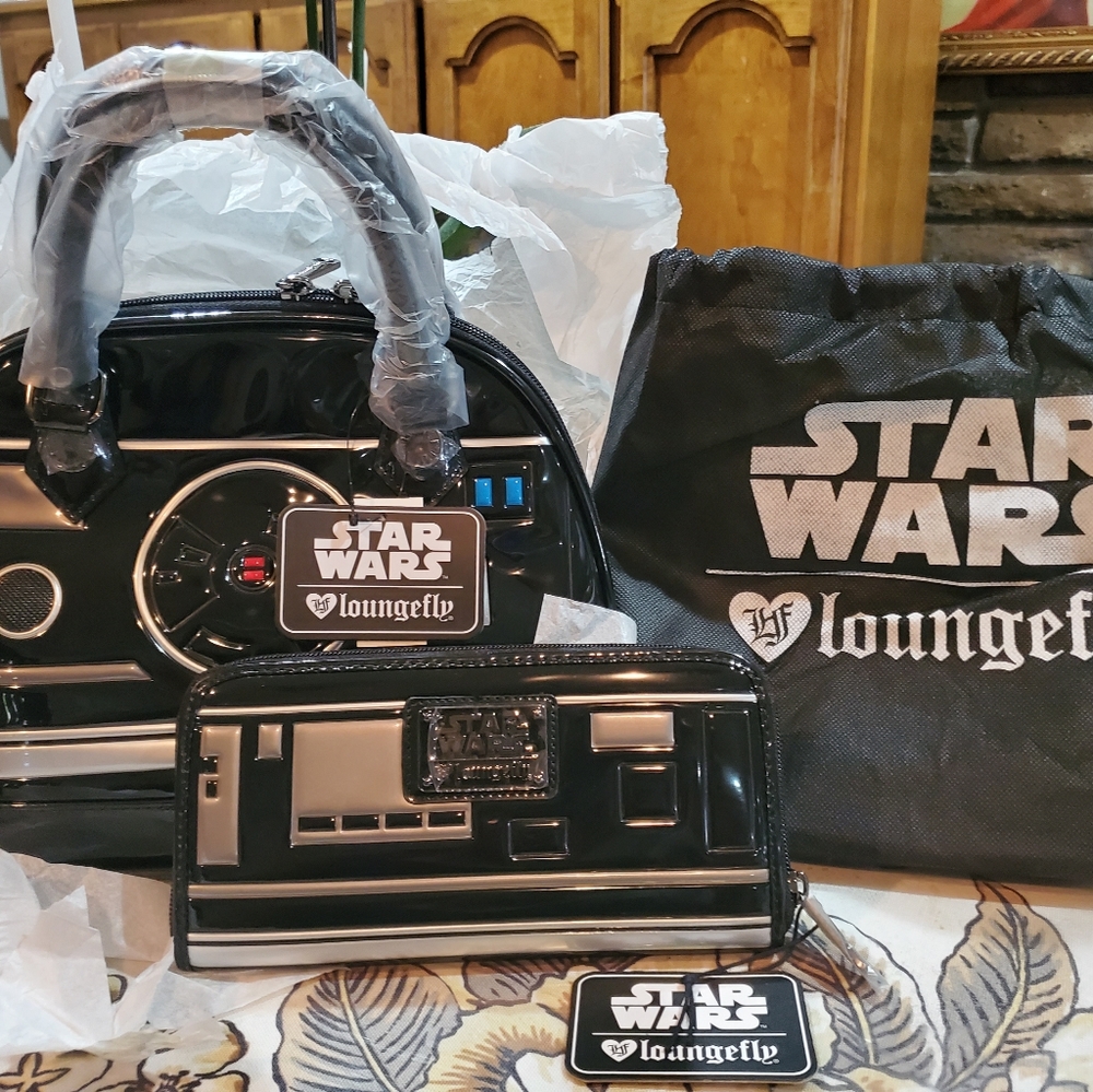 Starwars bag with matching wallet